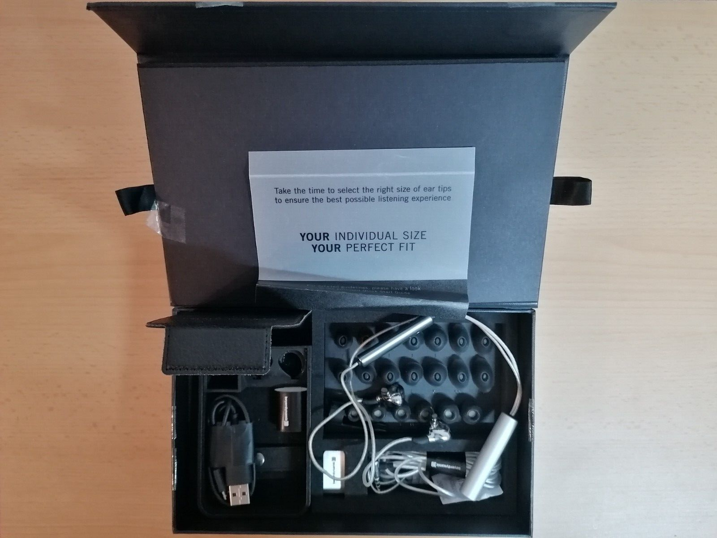 KOPFHÖRER HEADPHONES In-EAR Beyerdynamic Xelento Wireless