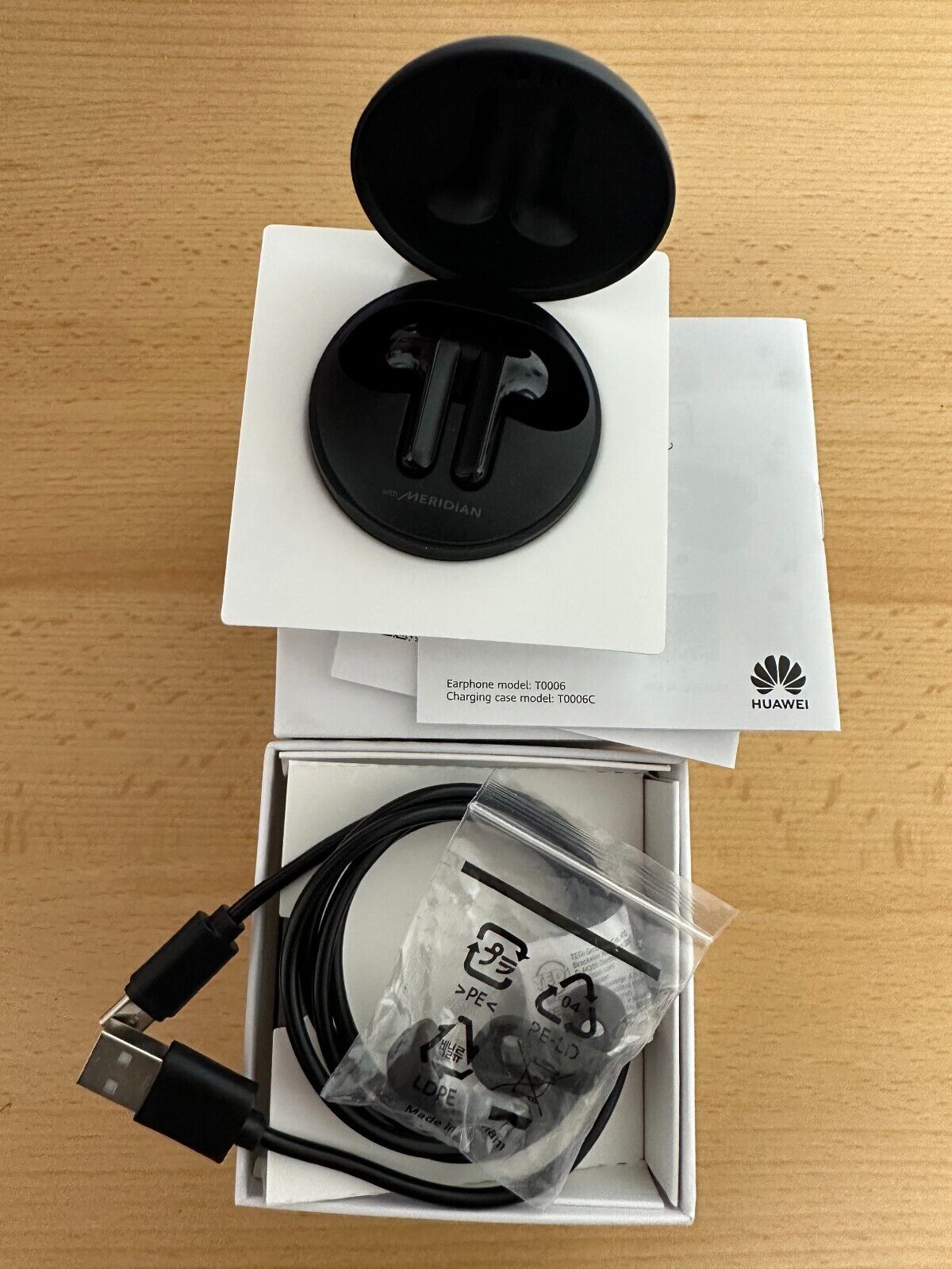 LG TONE Free FN4 Earbuds, Kabellose Bluetooth, In-Ear Kopfhörer schwarz