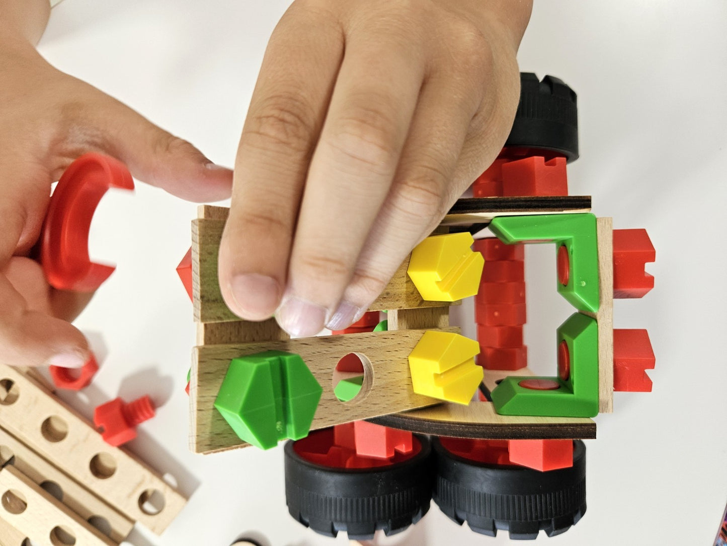 Konstruktionsspielzeug Holz Bausatz ab 4Jahren CONSTRUCTOR JUNIOR 3×1 BUGGY