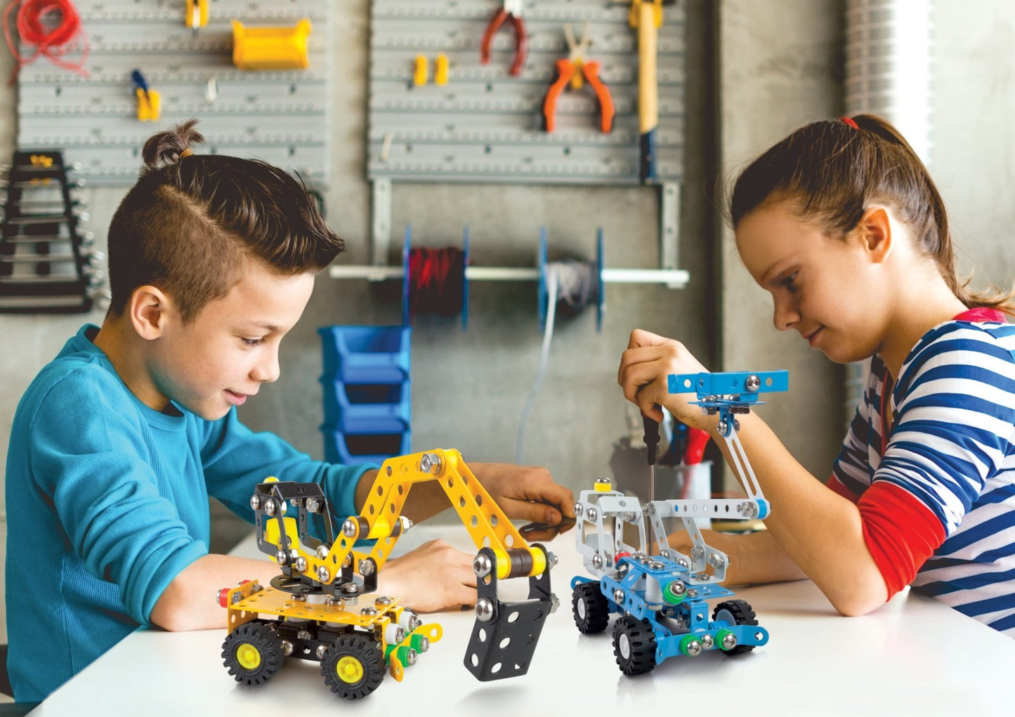 Konstruktionsspielzeug – ATLAS (Aerial Platform) – Metall-für Kinder ab 8 Jahren