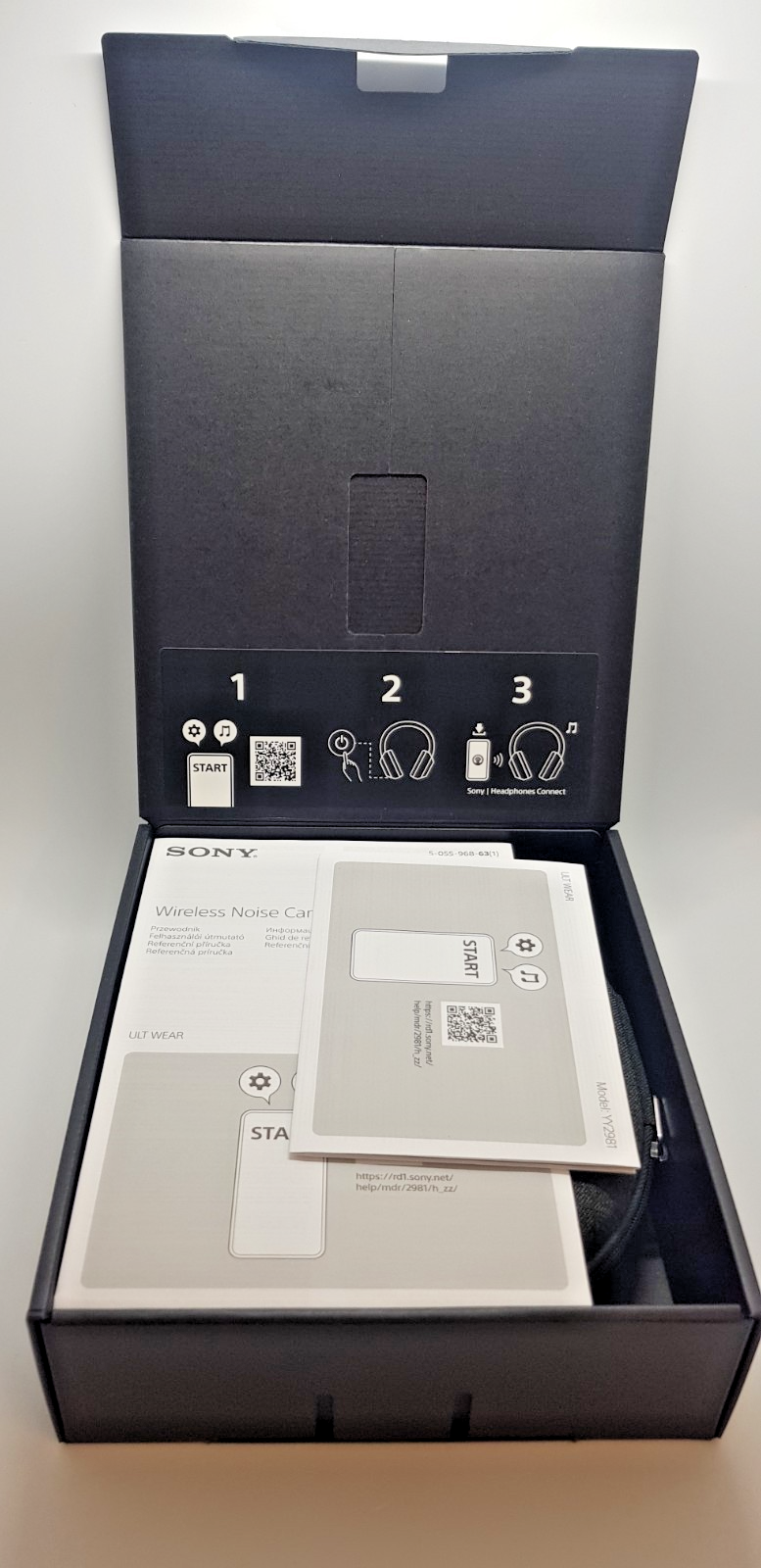 Sony ULT Wear White B-Ware Neuwertig! 2/29/7051