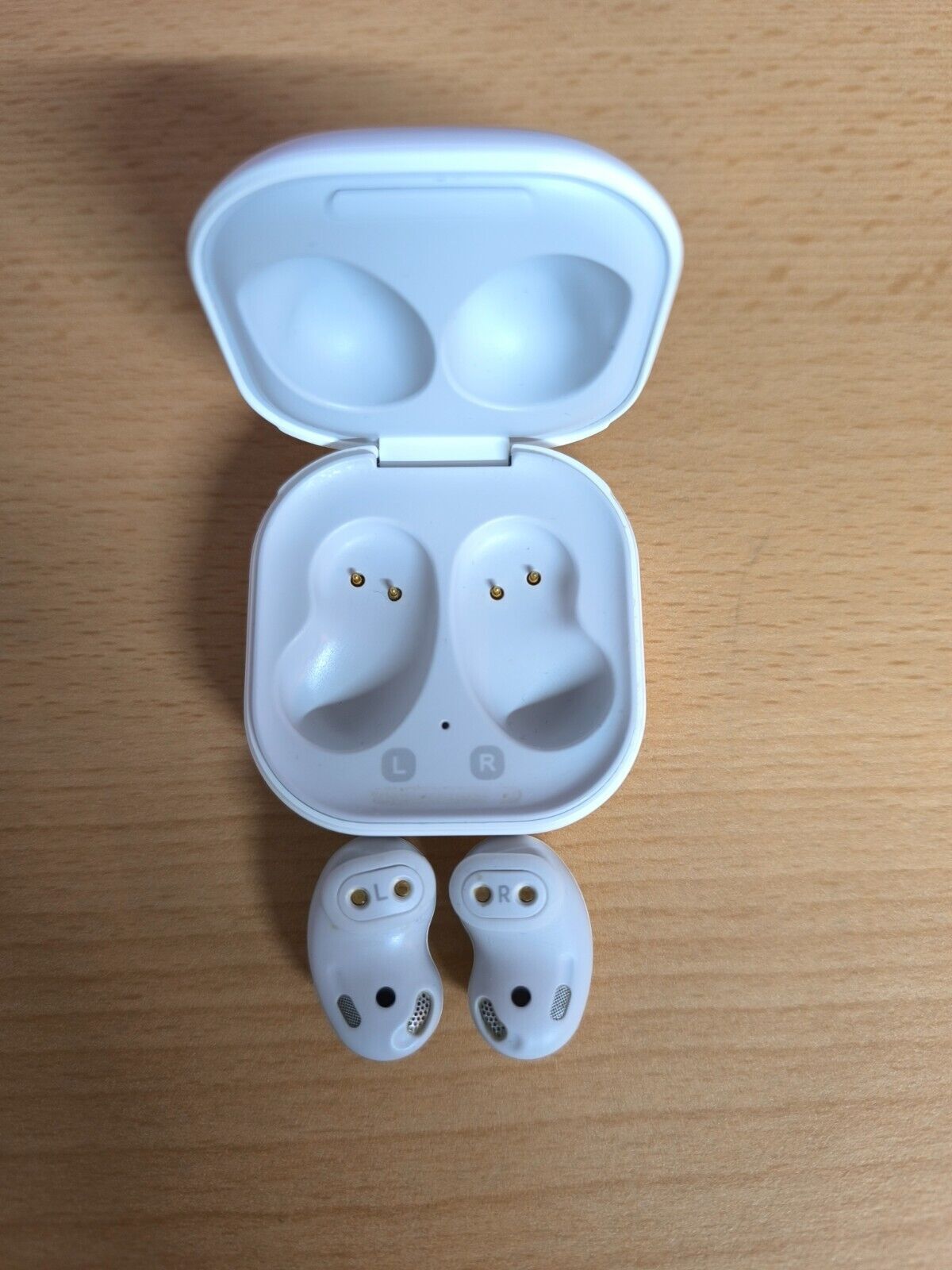 Samsung Galaxy Buds Live Kopfhörer In Ear Headset Bluetooth 5.0 Mystic weiß