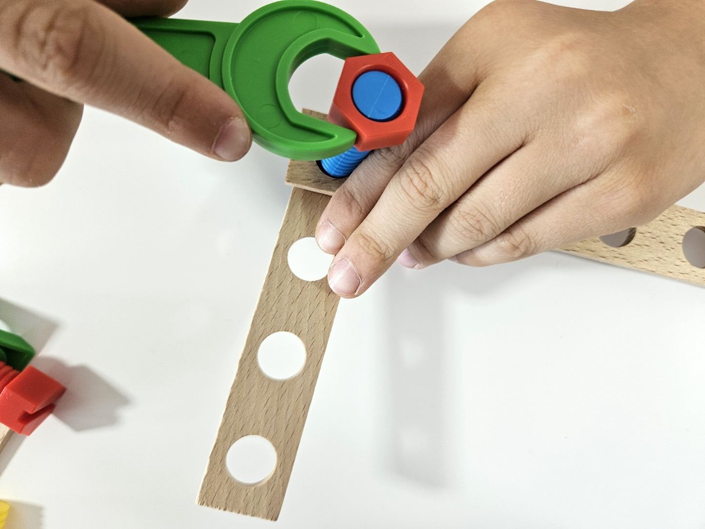 Konstruktionsspielzeug Holz Bausatz LKW ab 4Jahren CONSTRUCTOR JUNIOR 3×1 TRUCK