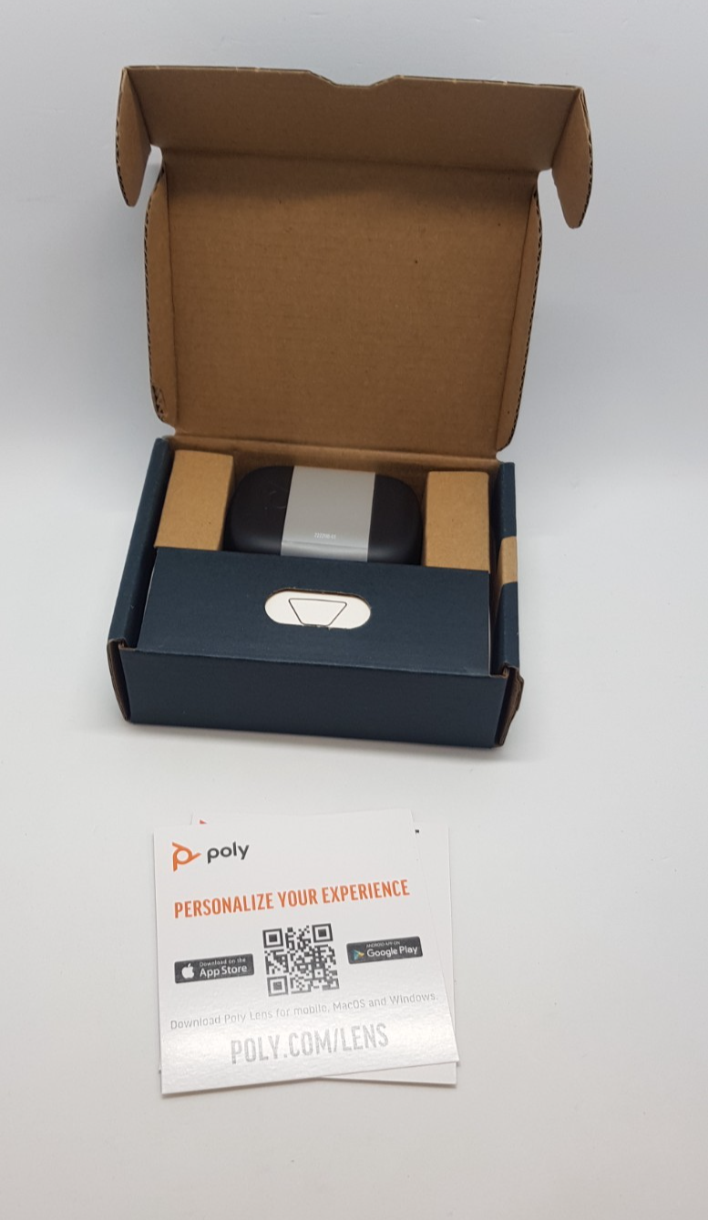 Poly Voyager Free 60 schwarz NEUWERTIG! 3/37/5751