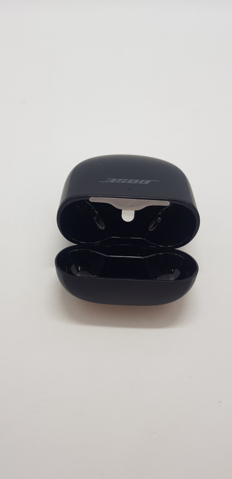 BOSE QuietComfort Ultra Earbuds Noise Cancelling – nur Ladecase!