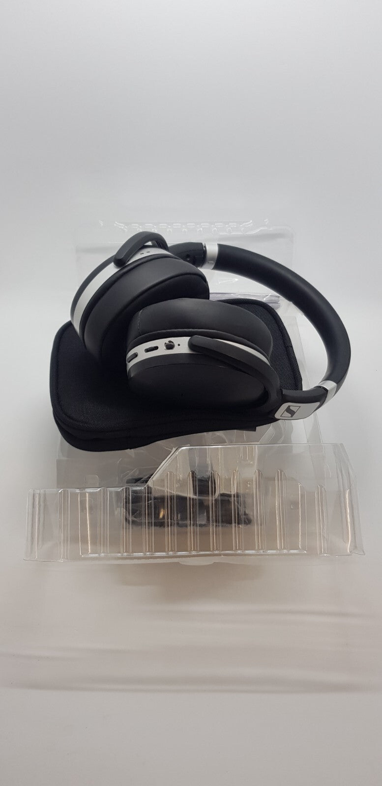 Sennheiser HD 450 BT schwarz,sehr guter Zustand.