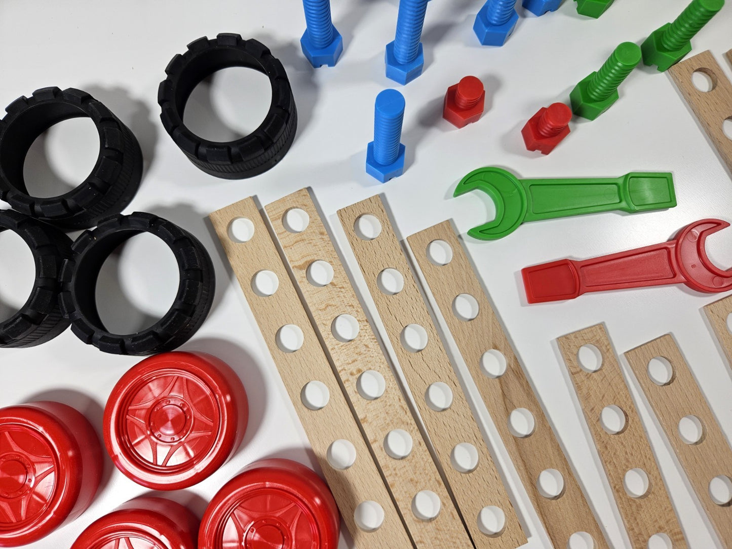 Konstruktionsspielzeug Holz Bausatz ab 4Jahren CONSTRUCTOR JUNIOR 3×1 BUGGY