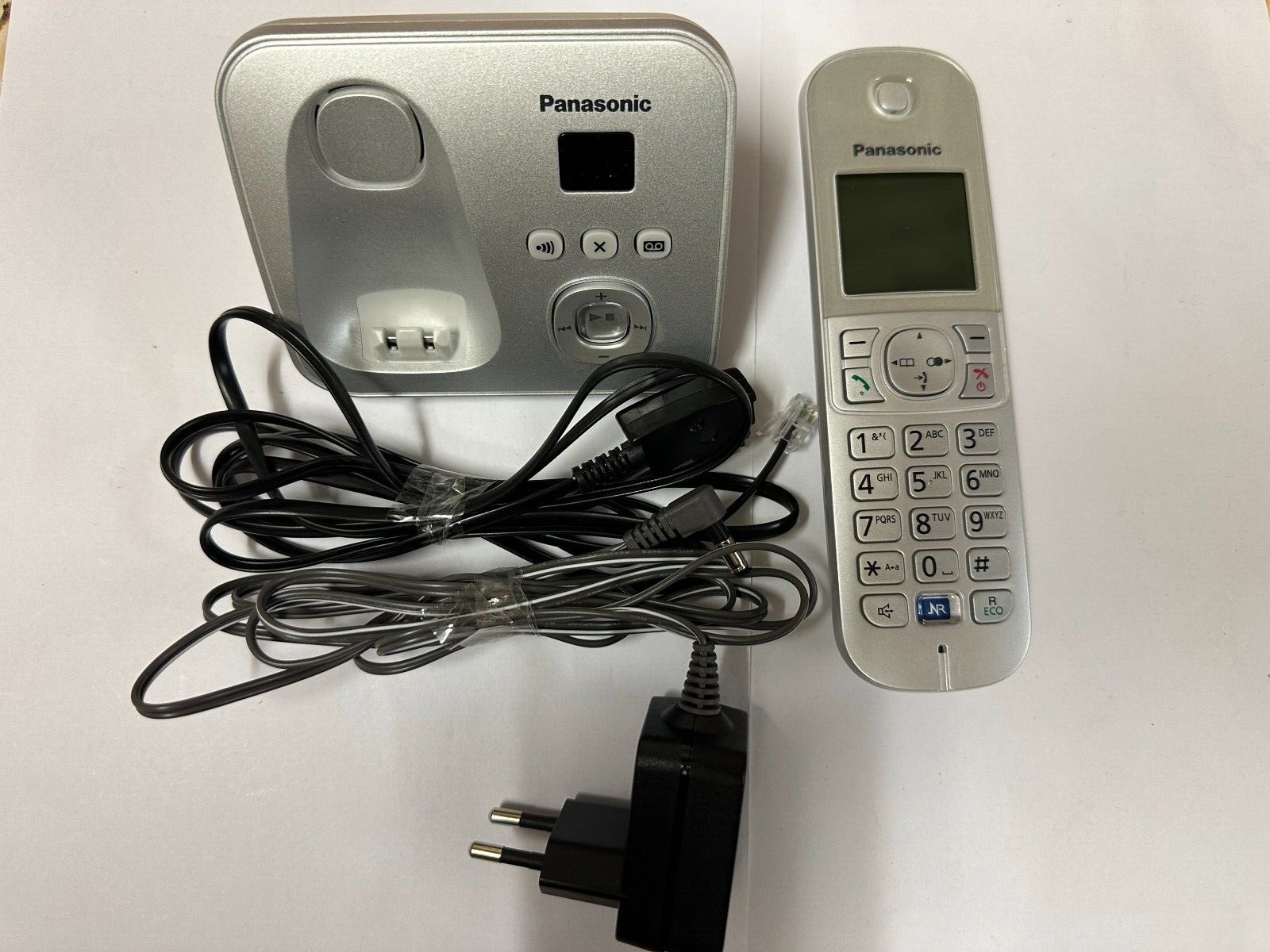 Panasonic DECT Telefon KX-TG6821GS Perlsilber Schnurlos Anrufbeantworter