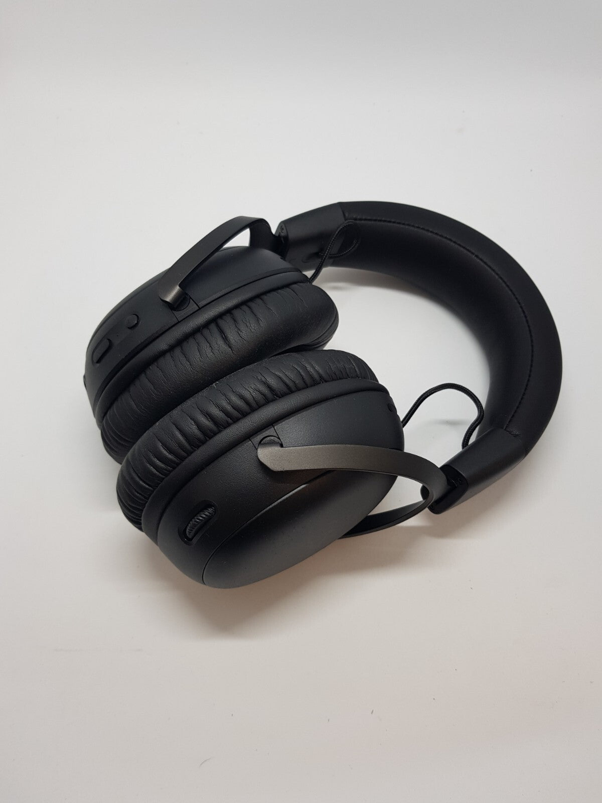 HyperX Cloud III Wireles B-Ware!  NEUWERTIG! 1/34/6963