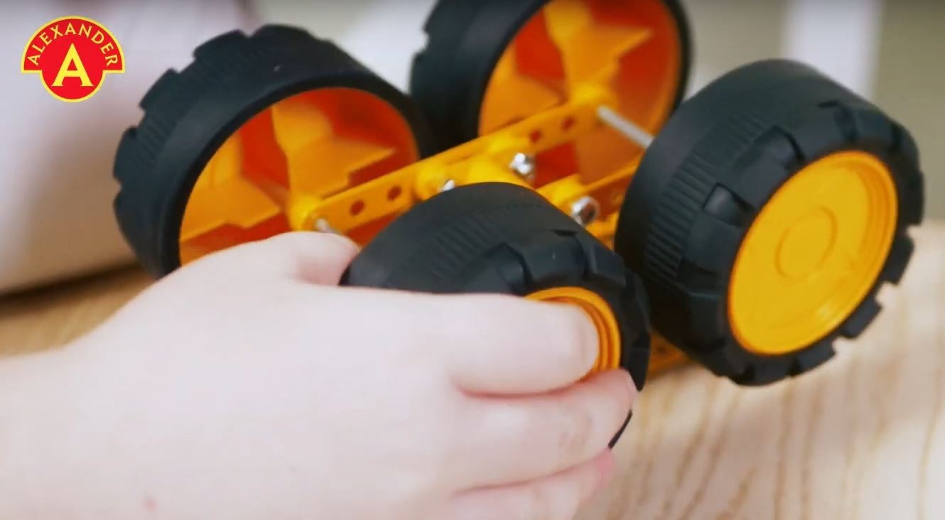Konstruktionsspielzeug Metall Bausatz 7in1 Baufahrzeuge ab 8 Jahren PRO MUCK