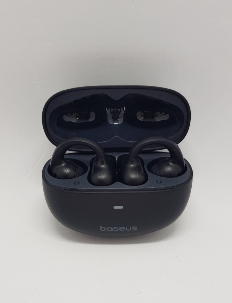 Baseus Bowie MC1 B-Ware NEUWERTIG 2/32/42,30,75,43,13,16,10,70,73,51,18