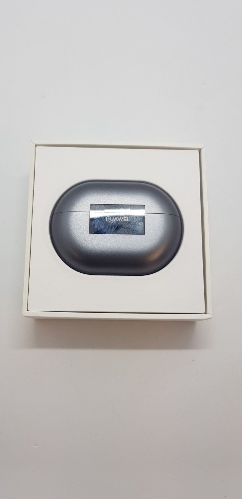 Huawei FreeBuds Pro, Achtung: Es wird nur das Ladecase verkauft – ohne Kopfhörer