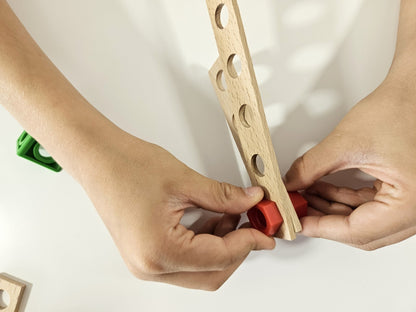 Konstruktionsspielzeug JUNIOR – Selbstbau-Set – 75 Teile – Holz ab 4 Jahre