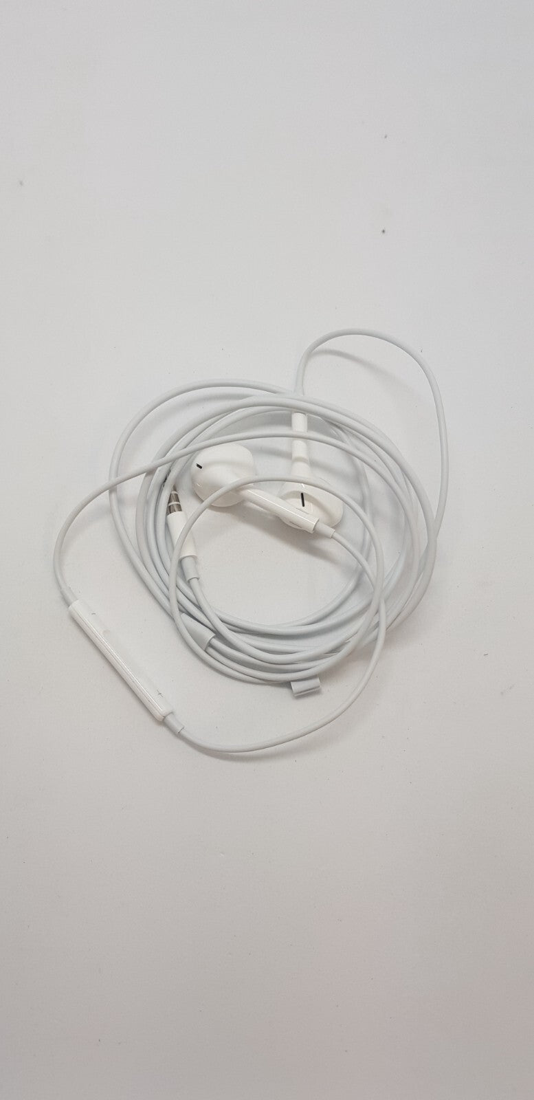Apple Iphone EarPods  ,B-Ware,3/13/2778/1