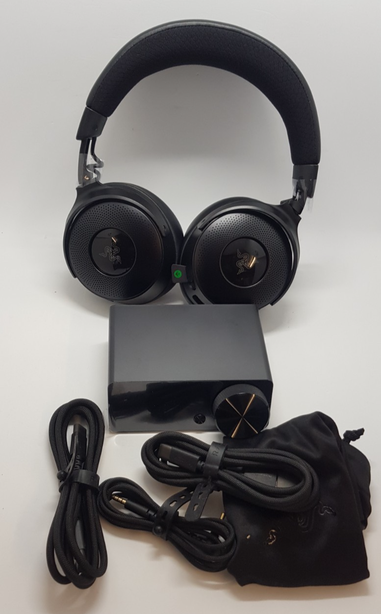 Razer Kraken V4 Pro - Kabelloses Gaming-Headset - OLED Control Hub - Sensa HD