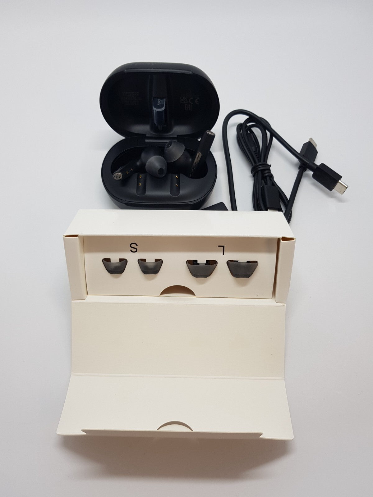 Poly Voyager Free 60+ UC Office Earbuds USB-A B-Ware Teams Neuwertig!
