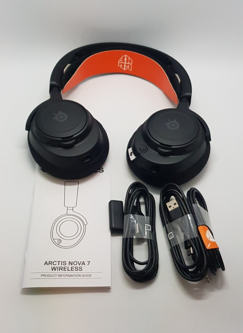 SteelSeries Arctis Nova 7 B-Ware! NEUWERTIG! 1/35/2883,84,80,78,81,85,86,82