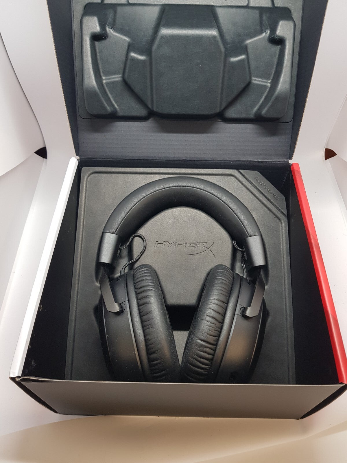 HyperX Cloud III Wireles B-Ware!  NEUWERTIG! 1/34/6963