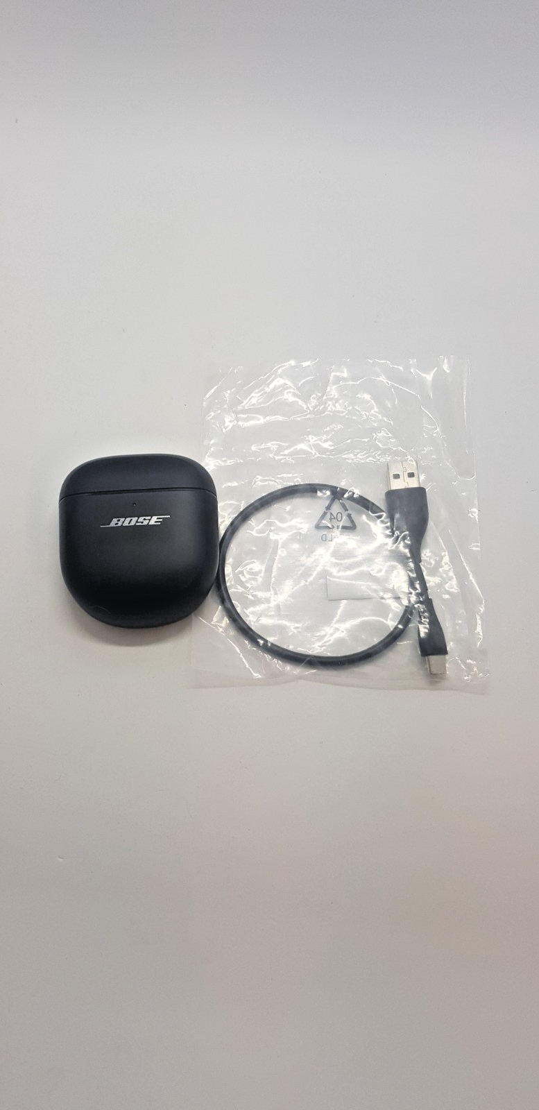 BOSE QuietComfort Ultra Earbuds – Ladecase! B-Ware,Neuwertig,2/23/5110,2/23/5050