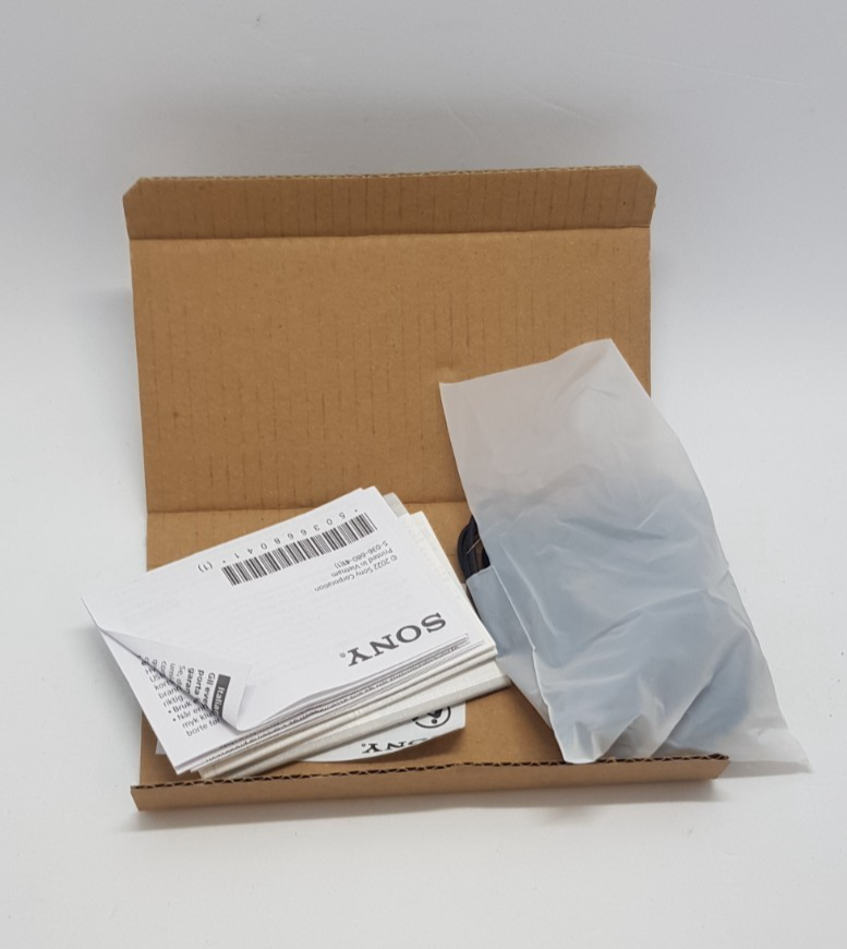 Sony WI-C100 Neuwertig!