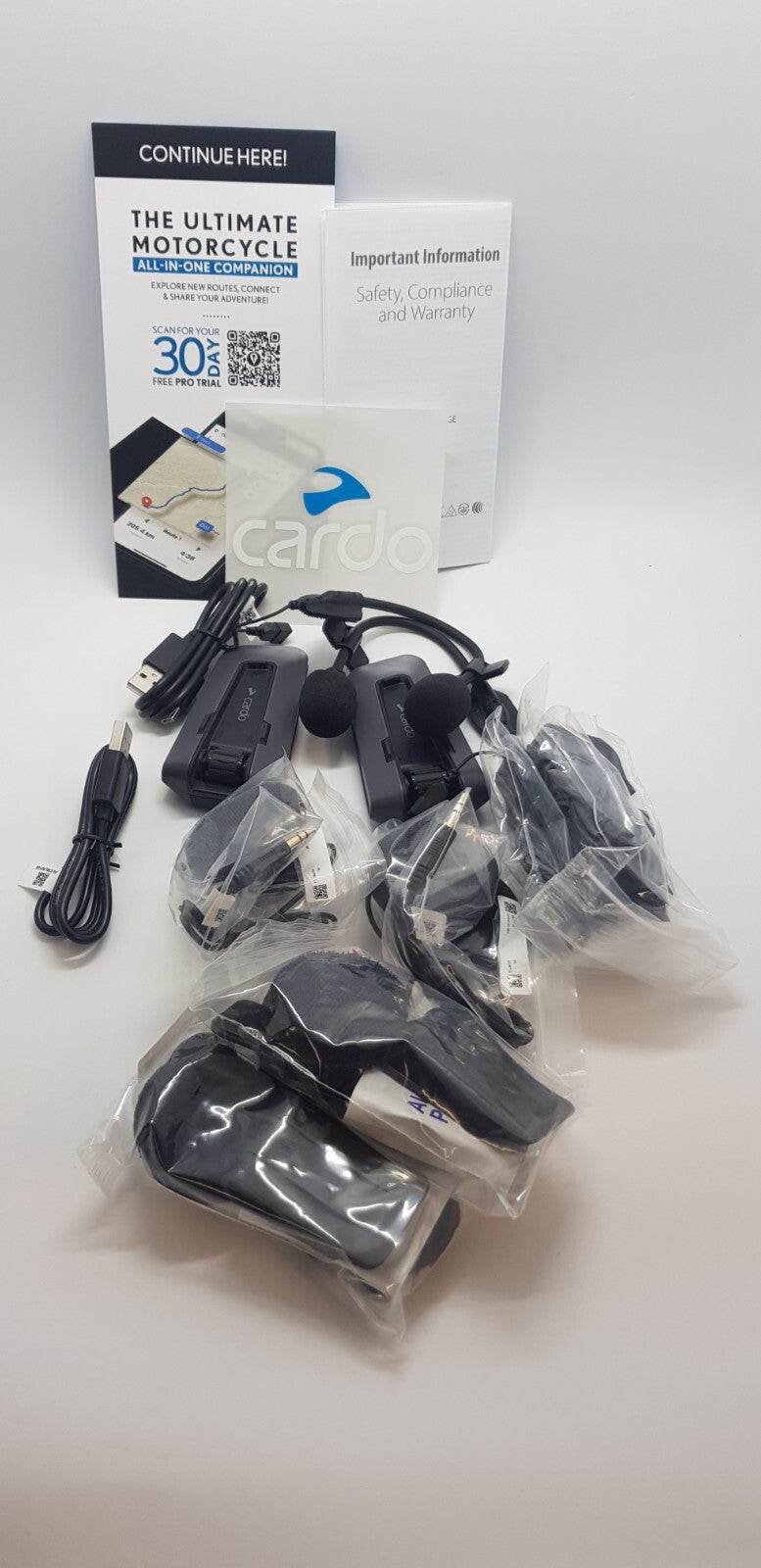 Cardo Packtalk Edge Motorrad  Headset  Sprechanlage,B-Ware,Neuwertig,1/18/1250