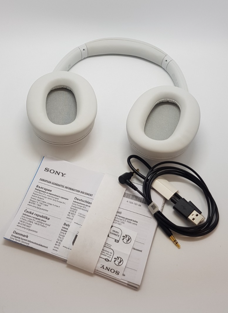 Sony WH-CH720 Over-Ear Headphones Bluetooth ANC Weiß B-Ware Neuwertig
