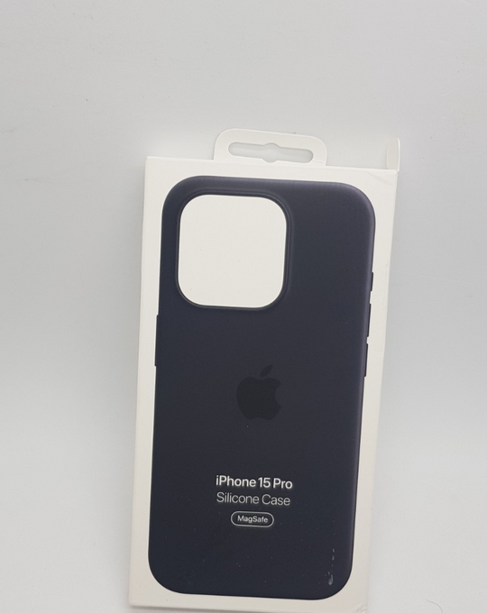 Original Apple iPhone 15 Pro Silikon Case MT1A3ZM/A Hülle MagSafe in Schwarz