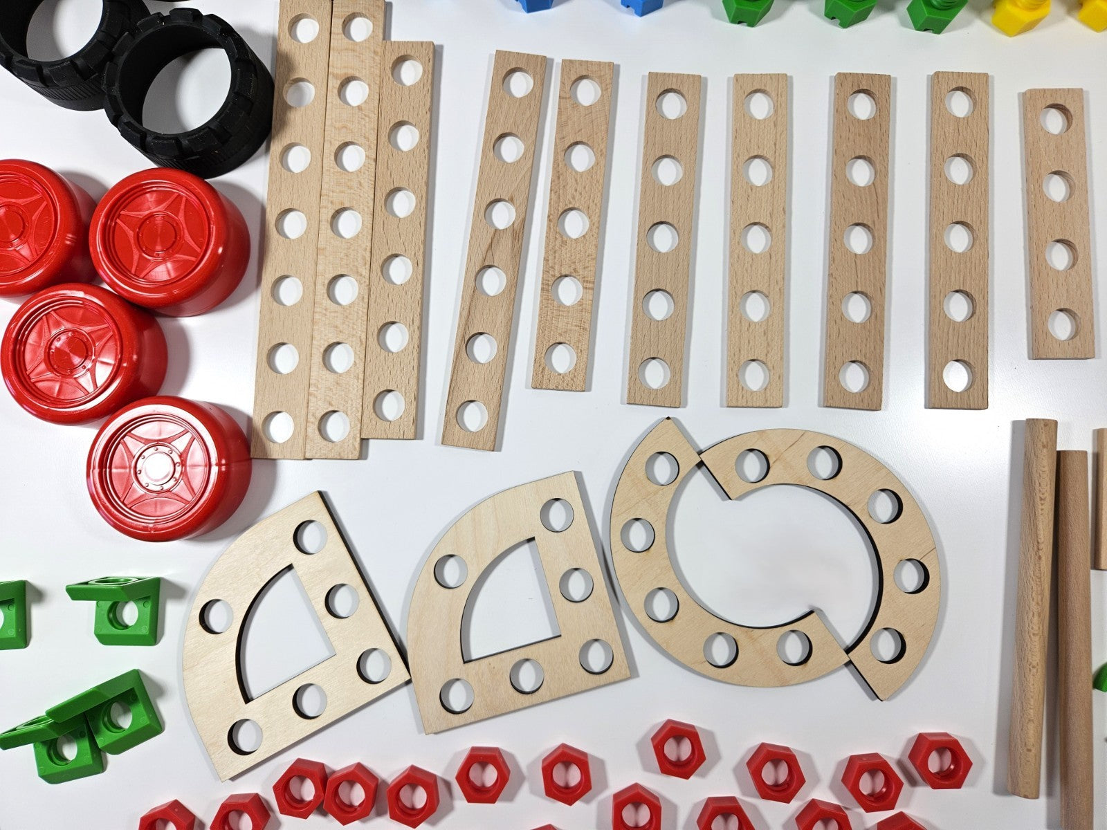 Konstruktionsspielzeug Holz ab 4Jahren CONSTRUCTOR JUNIOR 3×1 FORKLIFT TRUCK