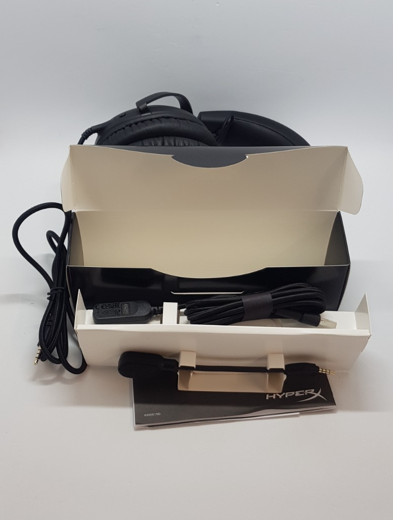 HyperX Cloud III , B-Ware,Neuwertig. 2/32/8496